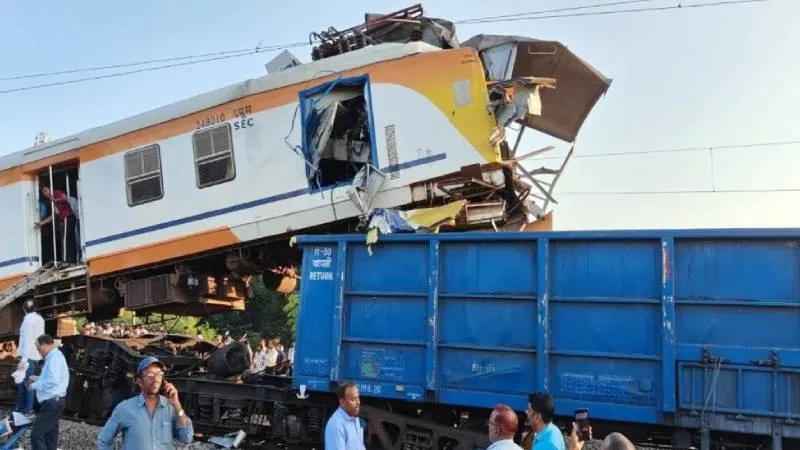 बिलासपुर ट्रेन हादसा: मृतकों की संख्या बढ़कर 11 हुई, रेलवे ने किया मुआवजे का ऐलान