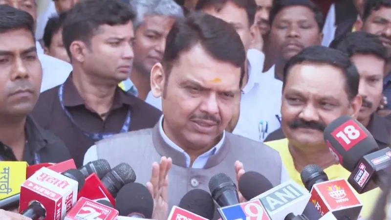 बिहार जीत के बाद CMफडणवीस का राहुल गांधी पर निशाना-आत्मपरीक्षण नहीं किया तो हर बार हार होगी