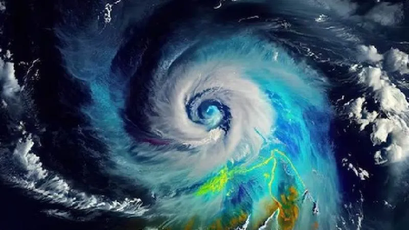 दित्वाह तूफान का खतरा बढ़ा, तमिलनाडु–पुडुचेरी में भारी बारिश की चेतावनी