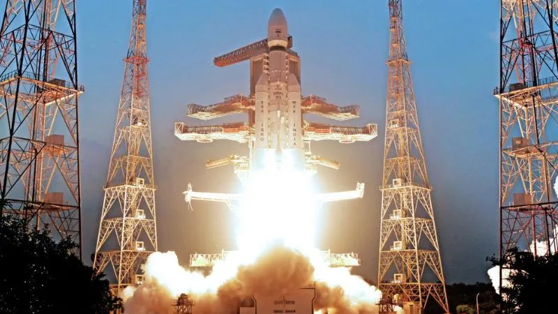 अंतरिक्ष में भारत का कमाल… ISRO के बाहुबली रॉकेट ने भरी उड़ान, CMS-03 की लॉन्चिंग से कांपेंगे दुश्मन!