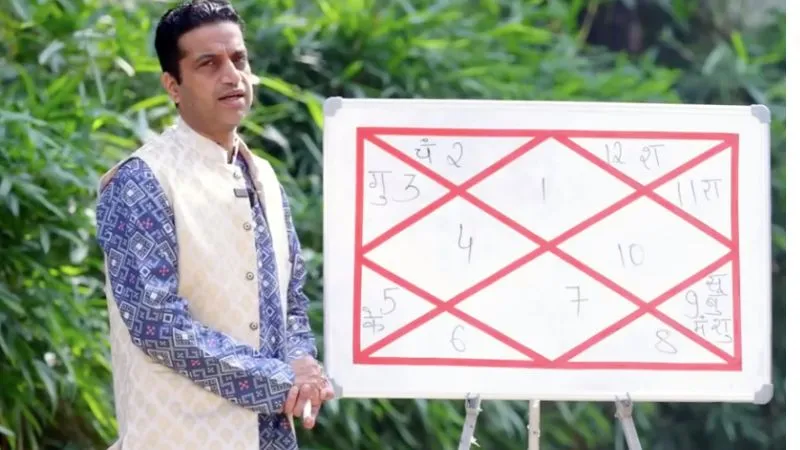 नया साल 2026 मेष राशि के लिए कैसा होगा? आचार्य मयंक शर्मा की बड़ी भविष्यवाणी