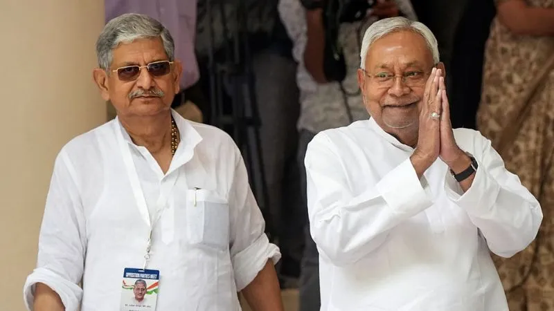 नीतीश कुमार मुख्यमंत्री पद से देंगे इस्तीफा... बिहार में नई सरकार के गठन की उलटी गिनती शुरू, दिल्ली से पटना तक बैठकों का दौर जारी