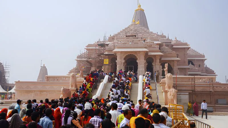 राम मंदिर ध्वजारोहण कार्यक्रम: वनवासी क्षेत्रों के संतों को भेजा गया खास निमंत्रण, अयोध्या में लगेगा हजारों साधु-महात्माओं का मेला!