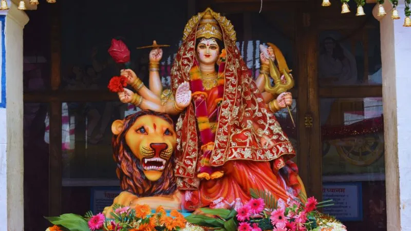 मासिक दुर्गाष्टमी: इस दिन करें आदिशक्ति की विशेष पूजा, दूर होंगी सभी बाधाएं और परेशानियां