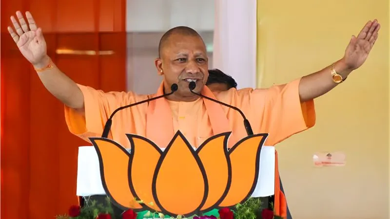 यूपी में बिजली उपभोक्ताओं को मिलेगी विश्वस्तरीय सेवा, 3 करोड़ से ज्यादा स्मार्ट मीटर लगाएगी योगी सरकार, अब तक 62 लाख हुए इंस्टॉल