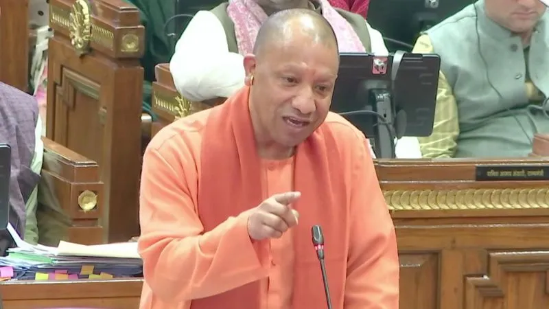 किसी भी स्मारकों और पौराणिक स्थलों पर कब्जा नहीं होगा बर्दाश्त, CM योगी ने चेताया, कहा- उसे छोड़ूंगा तो नहीं