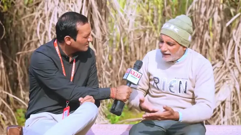 खेत में बैठे किसान Noor Mohammad ने बताया Yogi सरकार क्यों है दमदार?