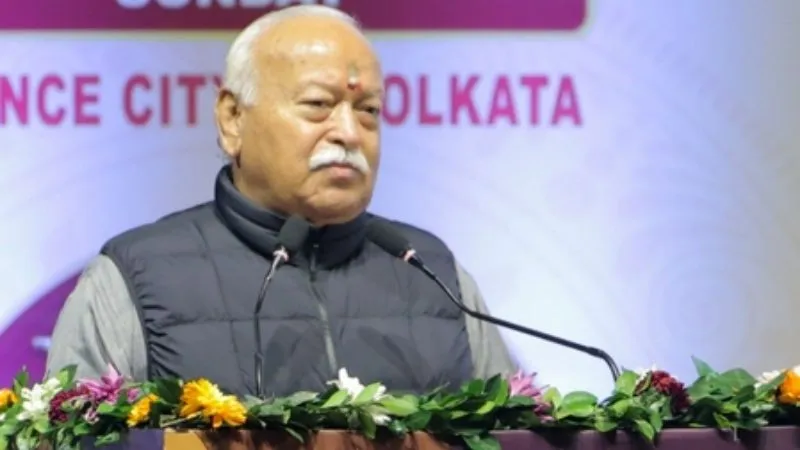 दुनियाभर के हिंदू खड़े हो जाएं…बांग्लादेश में हिंदुओं के हालात पर संघ प्रमुख का बड़ा बयान, सरकार को भी संदेश