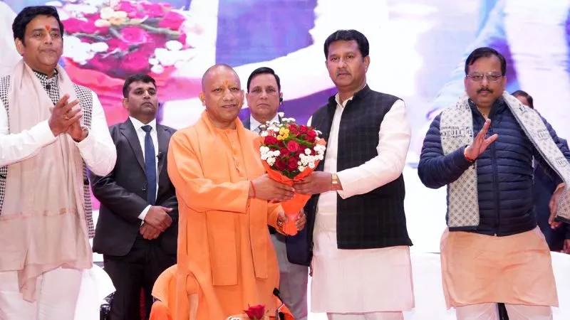 'SIR में एक-एक नाम जुड़वाने का काम करें...', CM योगी ने BJP कार्यकर्ताओं से किया आह्वान, बोले- यह अभियान एक राष्ट्रीय जिम्मेदारी