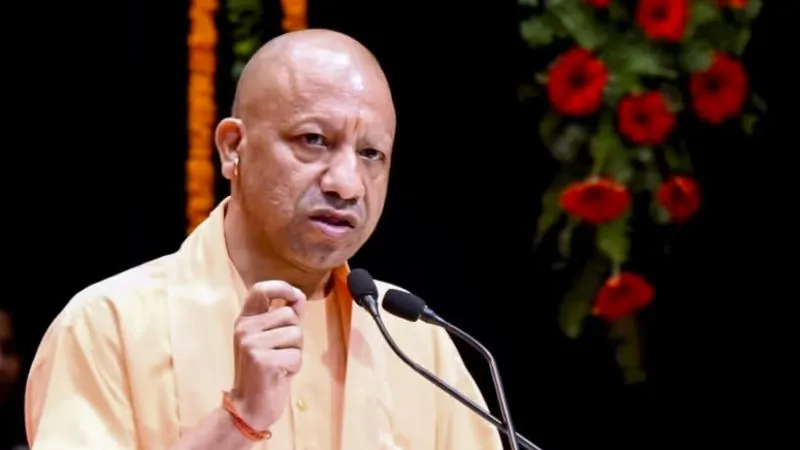 CM योगी का बड़ा ऐलान! मिशन शक्ति केंद्रों को मिलेंगी 6400 स्कूटी, महिला सुरक्षा में आएगा जबरदस्त बदलाव