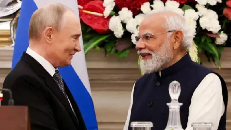 पीएम मोदी ने रूस को दिया तोहफा, भारत आने के लिए फ्री मिलेगा 30 दिनों का ई-टूरिस्ट वीजा, कई महत्वपूर्ण मुद्दों पर सहमति बनी