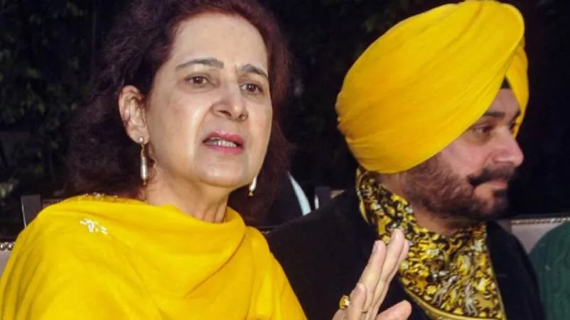 टिकट के बदले पैसे लेने का आरोप: मिट्ठू मदान को नवजोत कौर सिद्धू का कानूनी नोटिस, एक हफ्ते में माफी की मांग