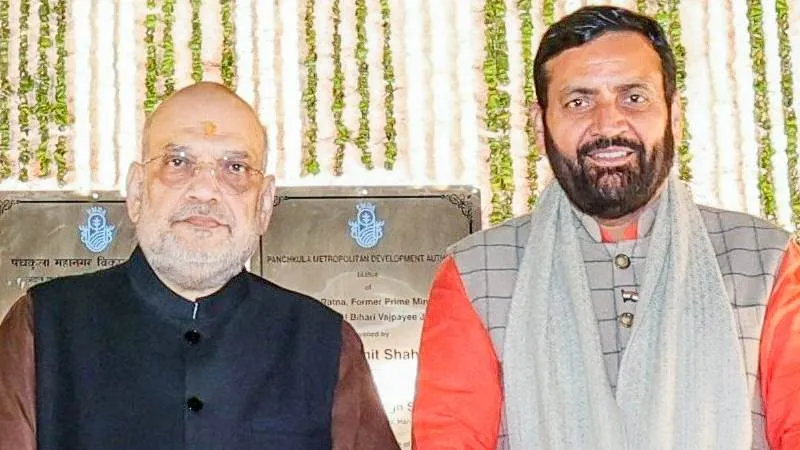 किस बात से हैरान गृहमंत्री Amit Shah ने रात में ही फोन करके CM को जगा दिया!