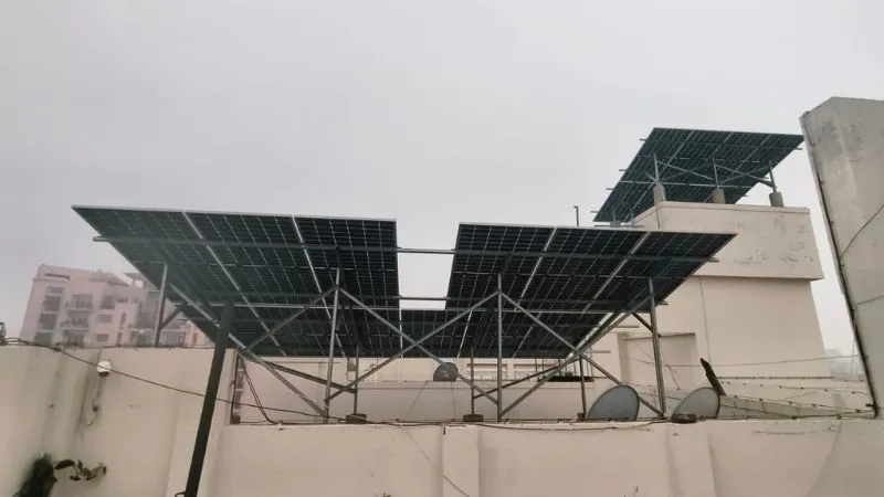 CM योगी की ऊर्जा नीति को मिली नई ताकत, 15 किलोवाट सोलर प्लांट से हर माह ₹20 हजार की बचत