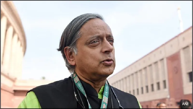 ‘भीड़तंत्र हावी न हो…’, बांग्लादेश में जारी हिंसा के बीच शशि थरूर का दो टूक संदेश, यूनुस सरकार को सुझाया शांति का उपाय