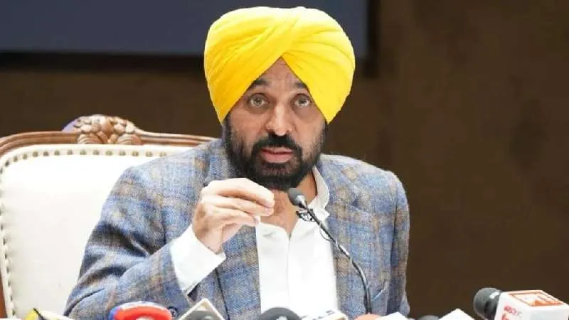 मान सरकार का बड़ा जन स्वास्थ्य कदम, 881 आम आदमी क्लीनिकों में मुफ्त एंटी-रेबीज़ टीकाकरण