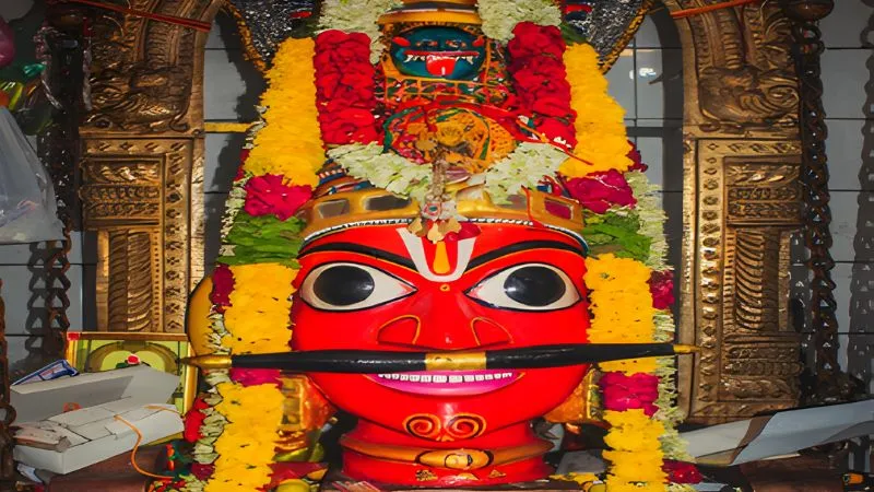 कूथंडावर मंदिर की अनोखी परंपरा, विवाह रचाकर अगले दिन मनाया जाता है मौत का मातम, जानें इसका रहस्य