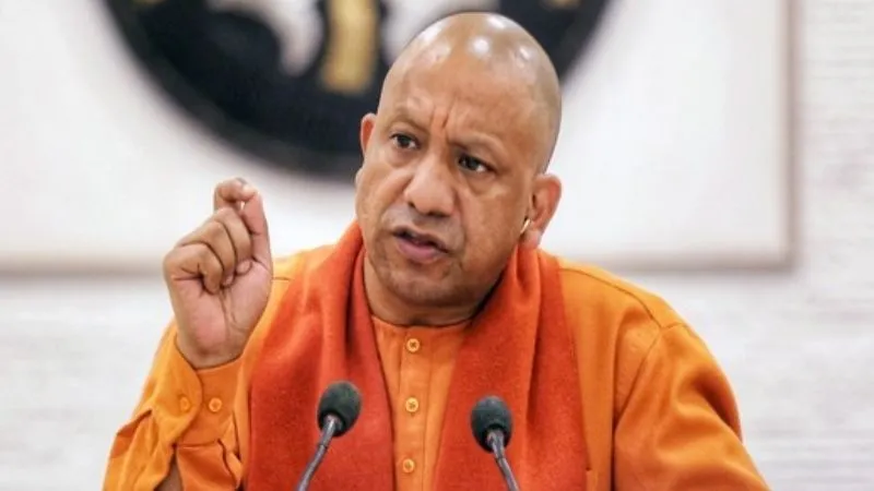 बॉटलनेक से ब्रेकथ्रू स्टेट तक: CM योगी ने रचा निवेश और विकास का नया मॉडल, सरकार ने बाधाओं को हटाकर व्यापार, रोजगार के लिए बनाया अनुकूल वातावरण