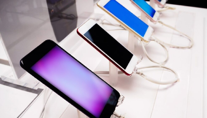 स्मार्ट हुआ इंडिया! जनवरी में स्मार्टफोन की बंपर सेल, 140% एक्सपोर्ट में बढ़ोतरी