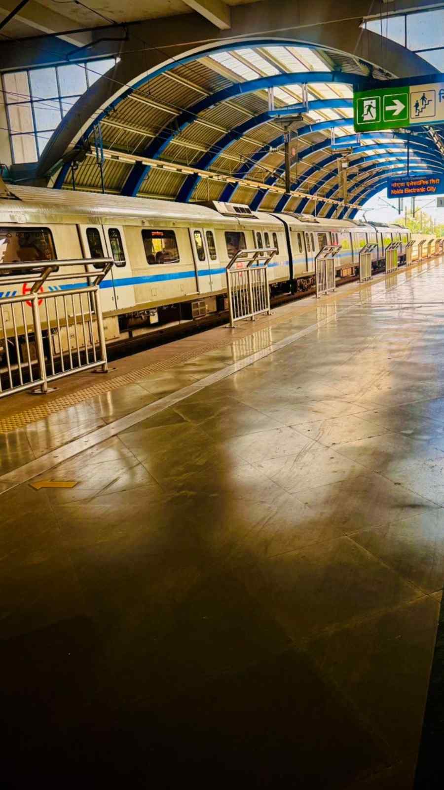 Metro में खाना खाया तो देना पड़ेगा जुर्माना, नियम तोड़ने पर लगेगी बड़ी पेनल्टी!"