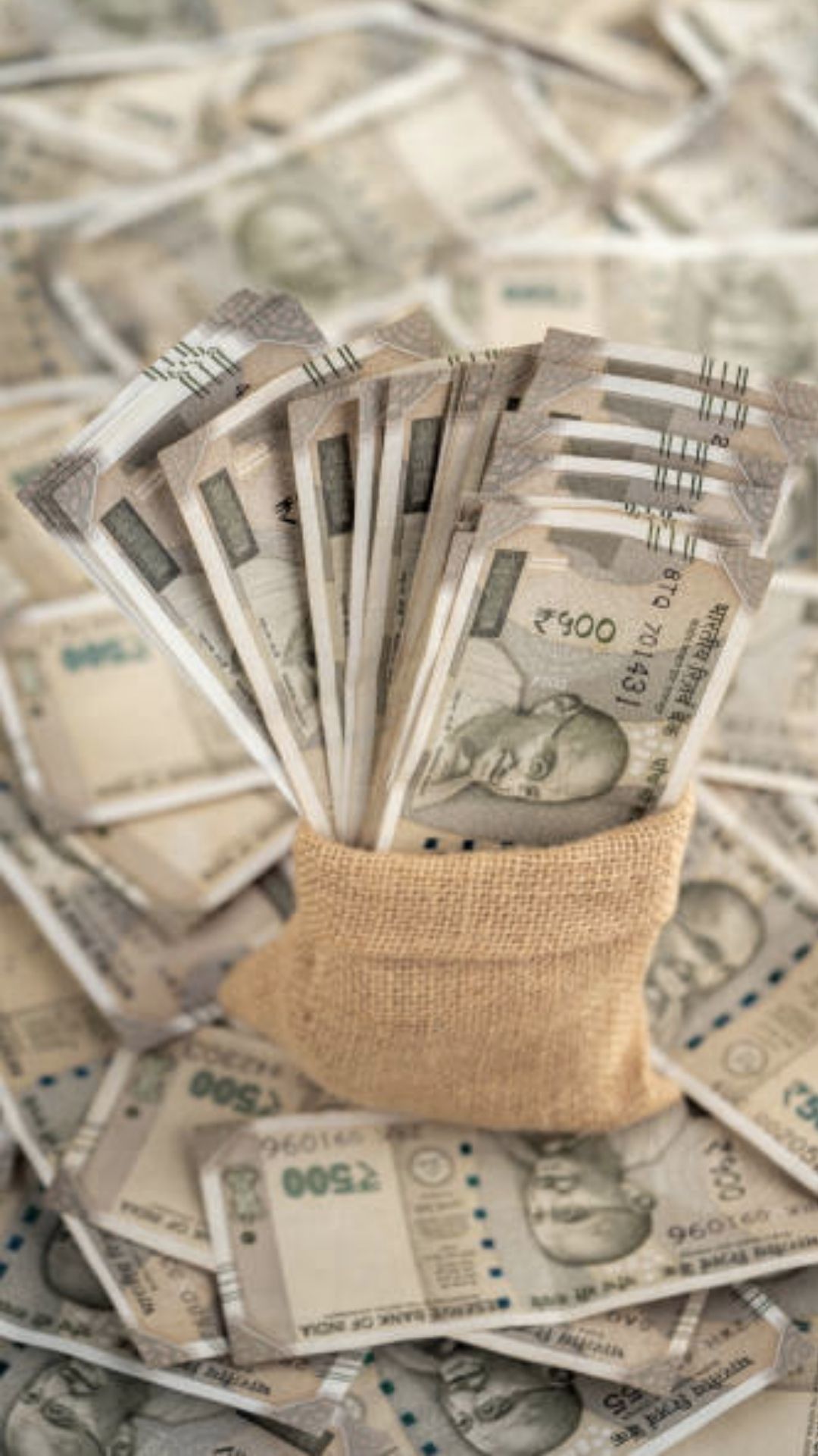 रात में सोने से पहले कर लिए ये तीन काम तो हो जाएंगे मालामाल! जानकार बताते हैं इसे अमीर होने का सीक्रेट