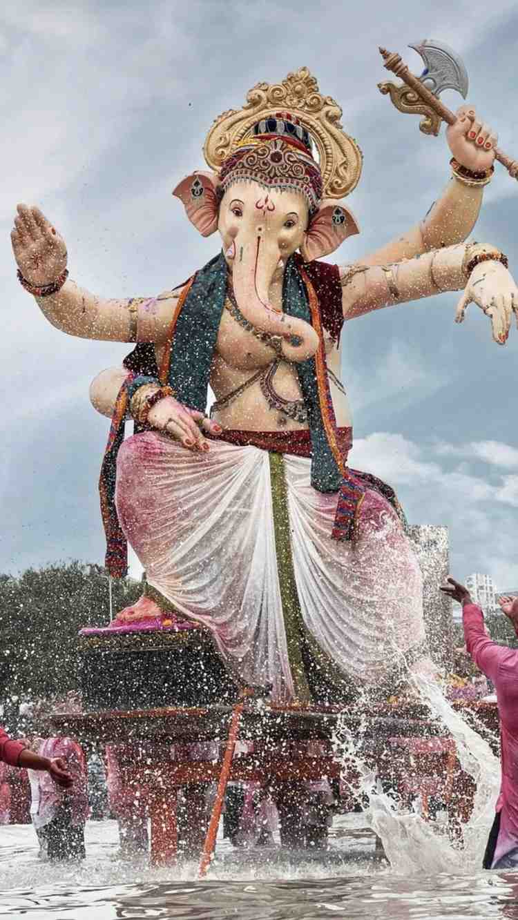 गणेश चतुर्थी के बाद विसर्जन क्यों किया जाता है?